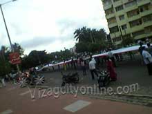 Longest Indian Flag of about 3 Km. Displayed In Beach Road around 4PM on 15-Aug-2011